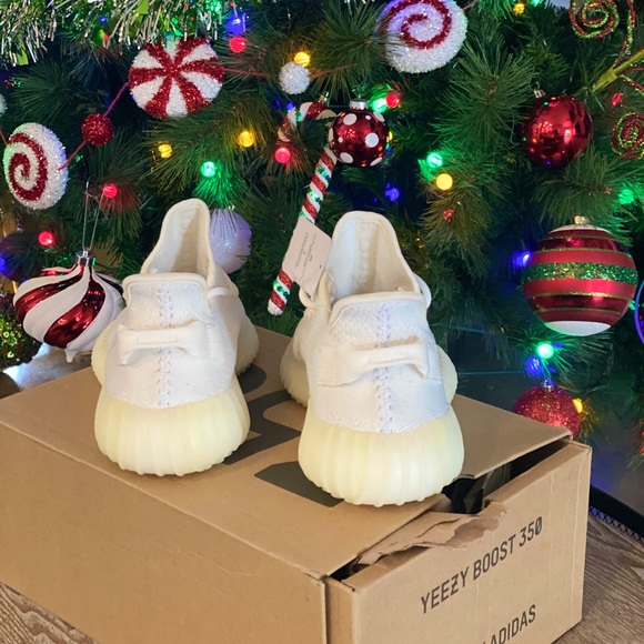 All white Yeezys. Boost 350 - Picture 4 of 5